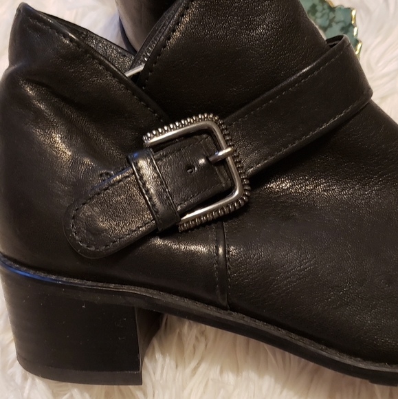 Stuart Weitzman Ankle boots - Picture 5 of 6